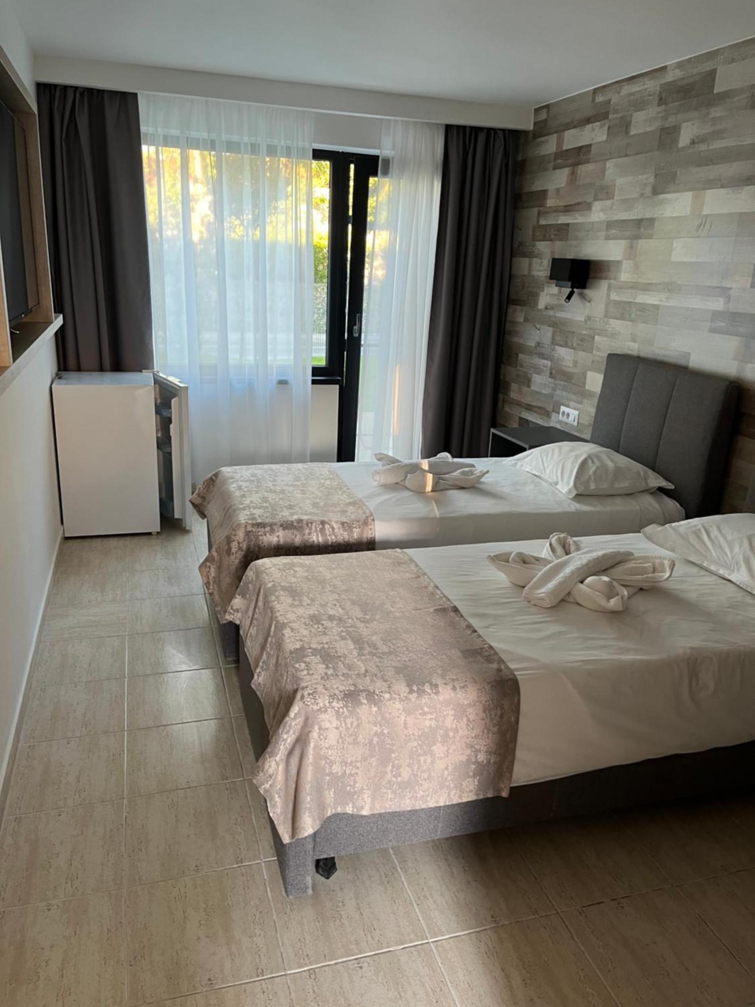 נפטון Hotel Selena Boutique מראה חיצוני תמונה
