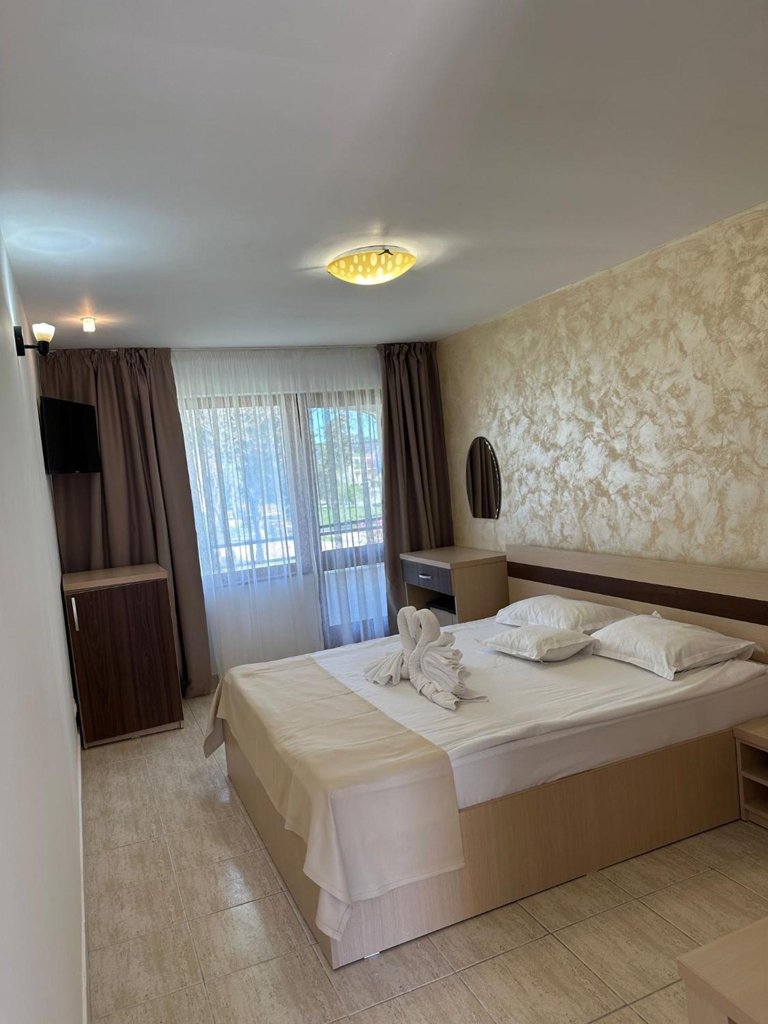 נפטון Hotel Selena Boutique מראה חיצוני תמונה